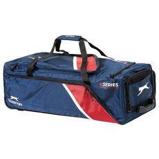Slazenger V130 Wheelie Cricket Bag