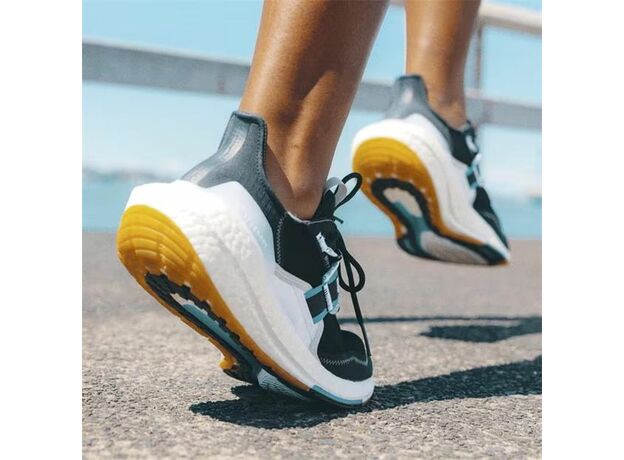 adidas Ultraboost 22 Parley Men's Running Shoes_9