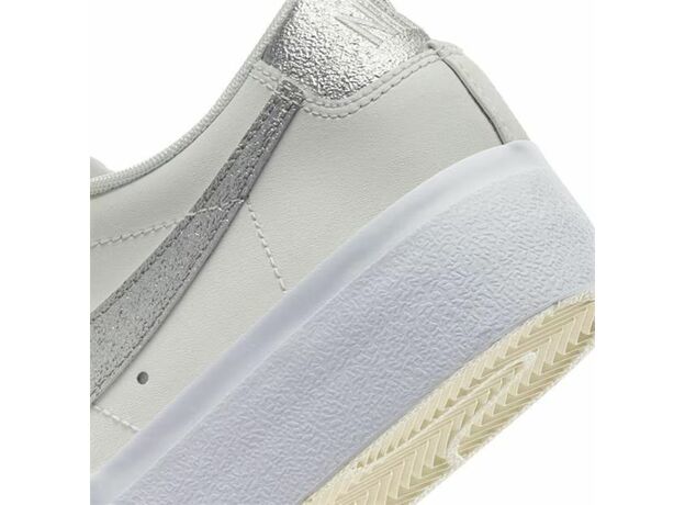 Nike Blazer Low Platform Shoes_6