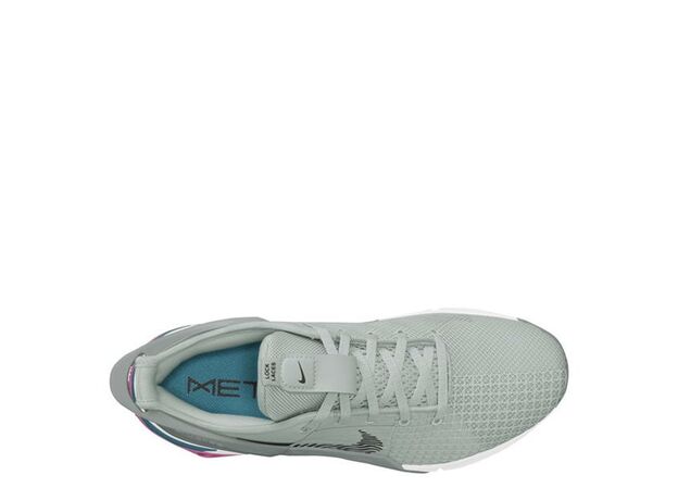 Nike Metcon 8 FlyEase Trainers Womens_10