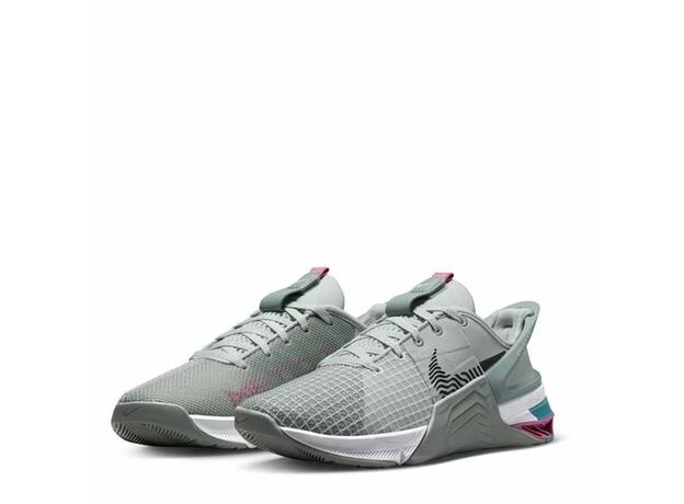 Nike Metcon 8 FlyEase Trainers Womens_2
