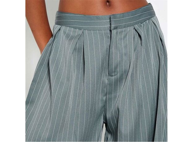 I Saw It First Pinstripe Pleated Wide Leg Trousers_3